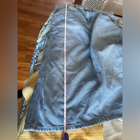 RE/DONE Low Rider Jean Midi Skirt with a Low-Slung Waist, Size 27 worn once - Picture 9 of 9